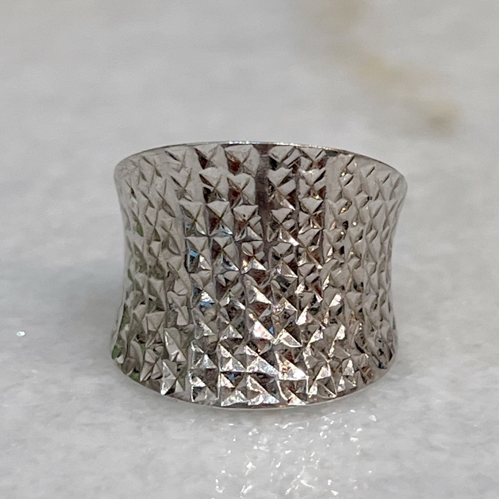 Sterling Silver Diamond Cut Concave Ring Sz 7